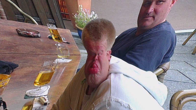 d_2012_146i_lutz_sonnenblick_arjan - kopie.jpg - ASCII